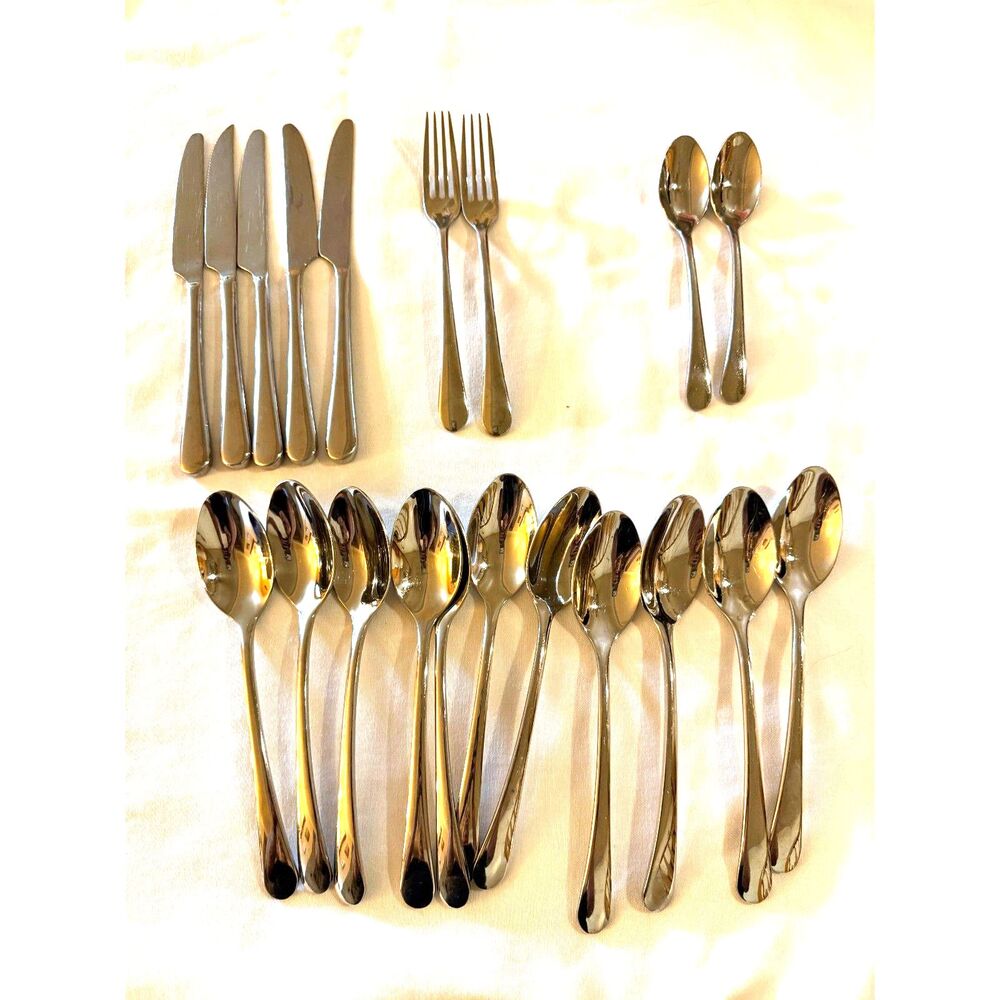 Tomodachi Flatware 18 10 Spoons Butter Knives Forks Tablespoons